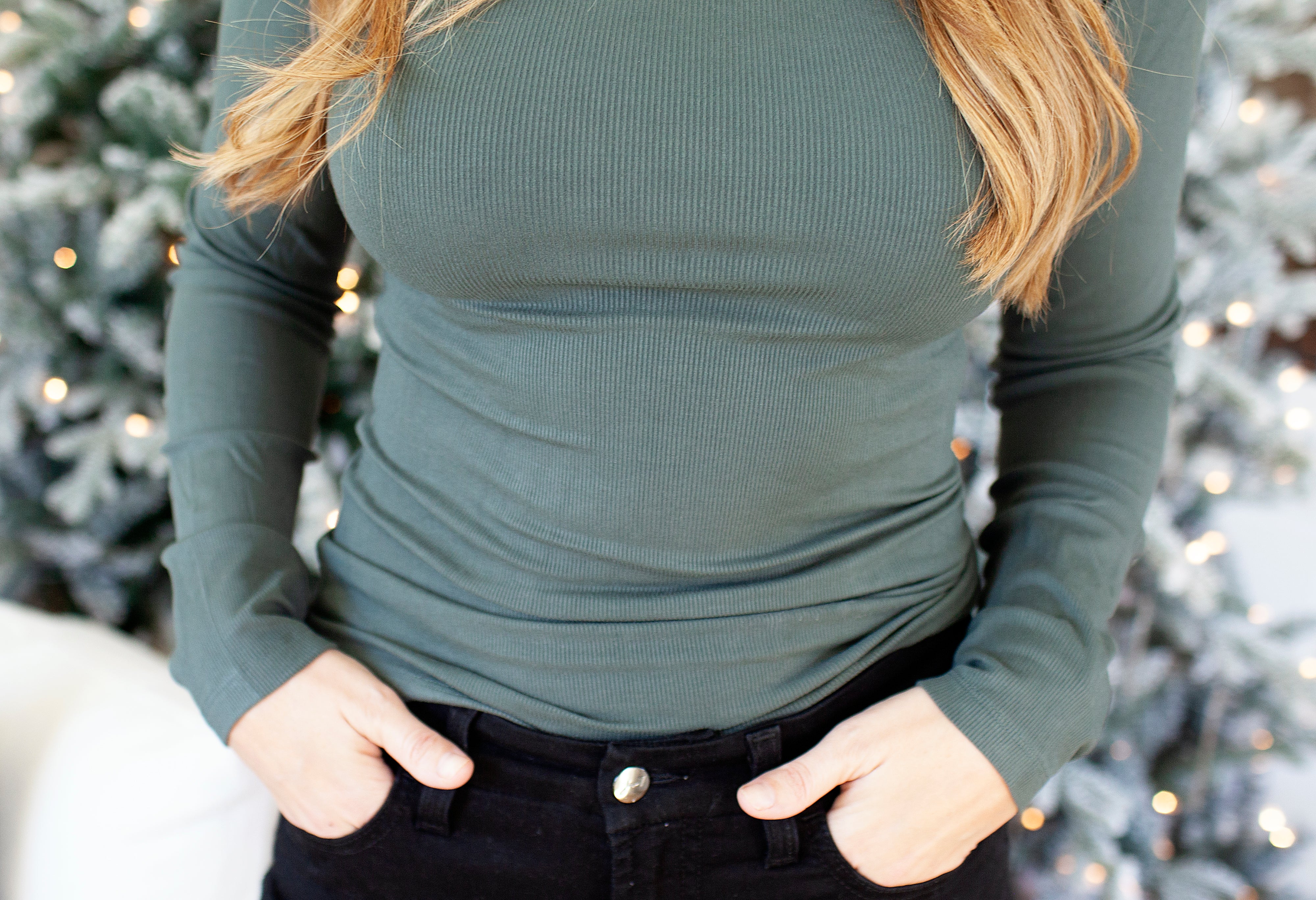 ESSENTIAL MICRO-RIBBED LONG SLEEVE TOP