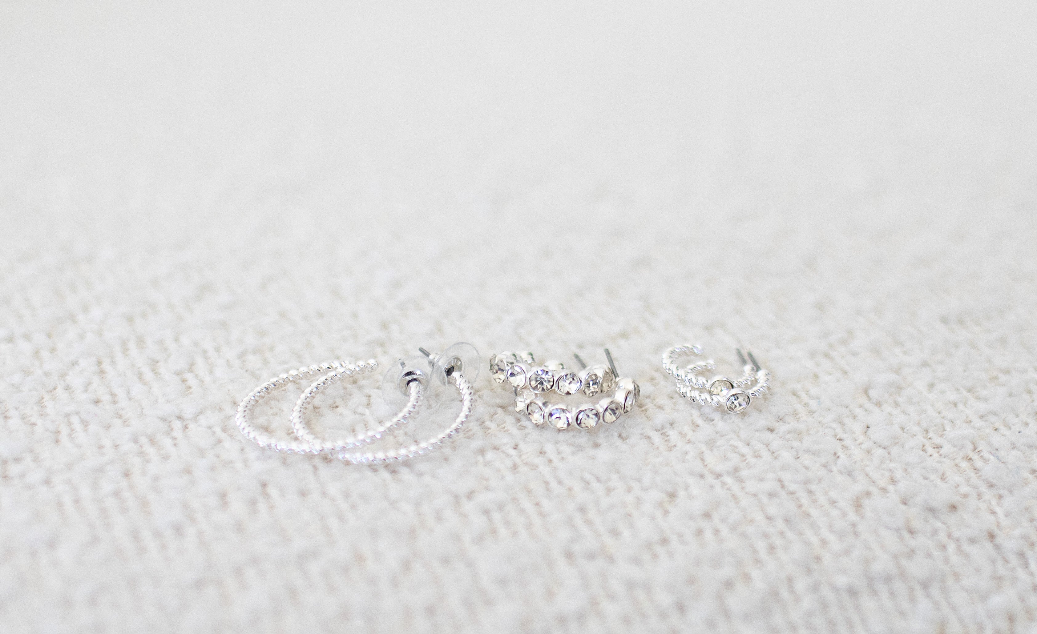 HUGGIE AND CRYSTAL HOOP EARRINGS (SET OF 3)