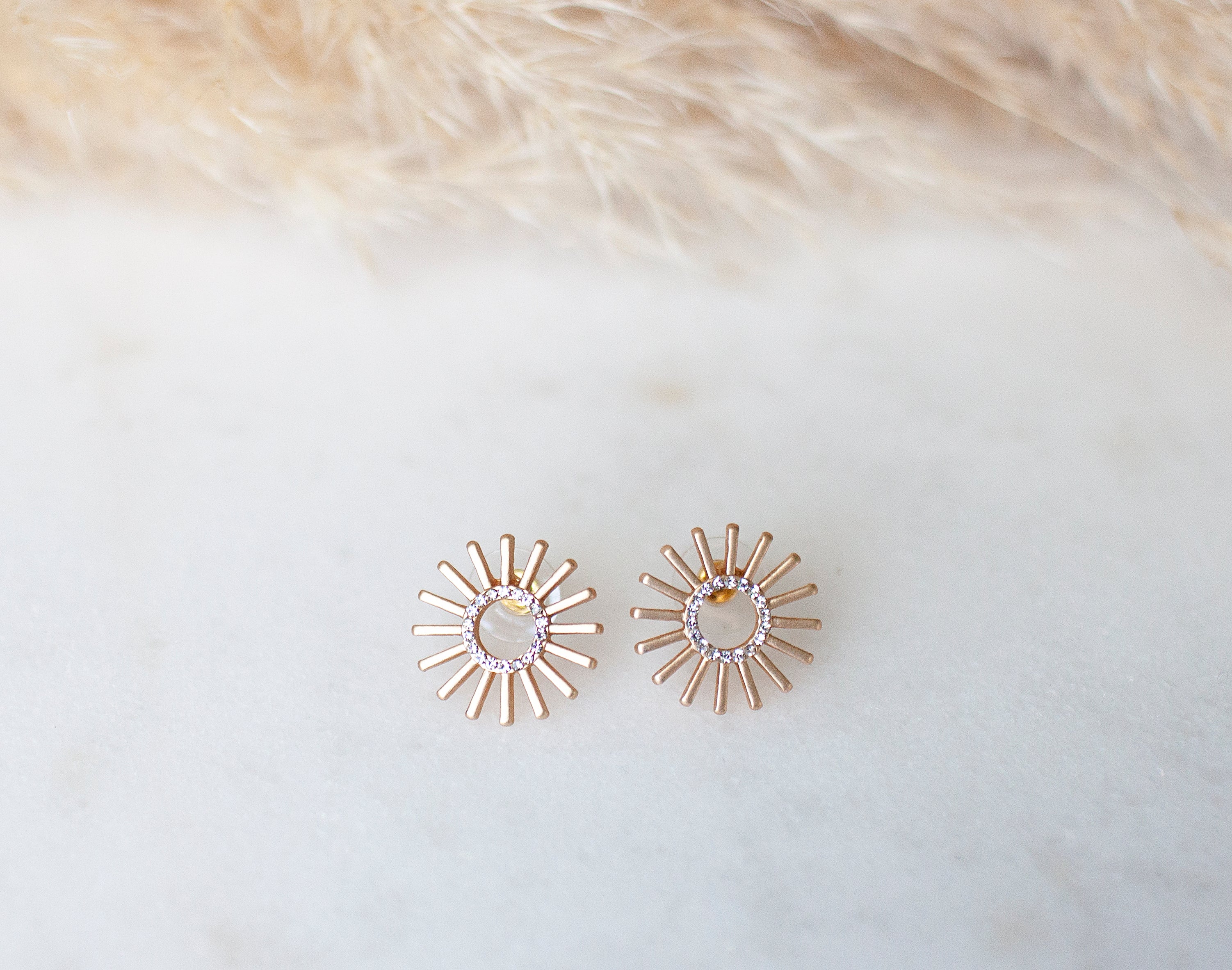 SUNBURST STUD EARRING